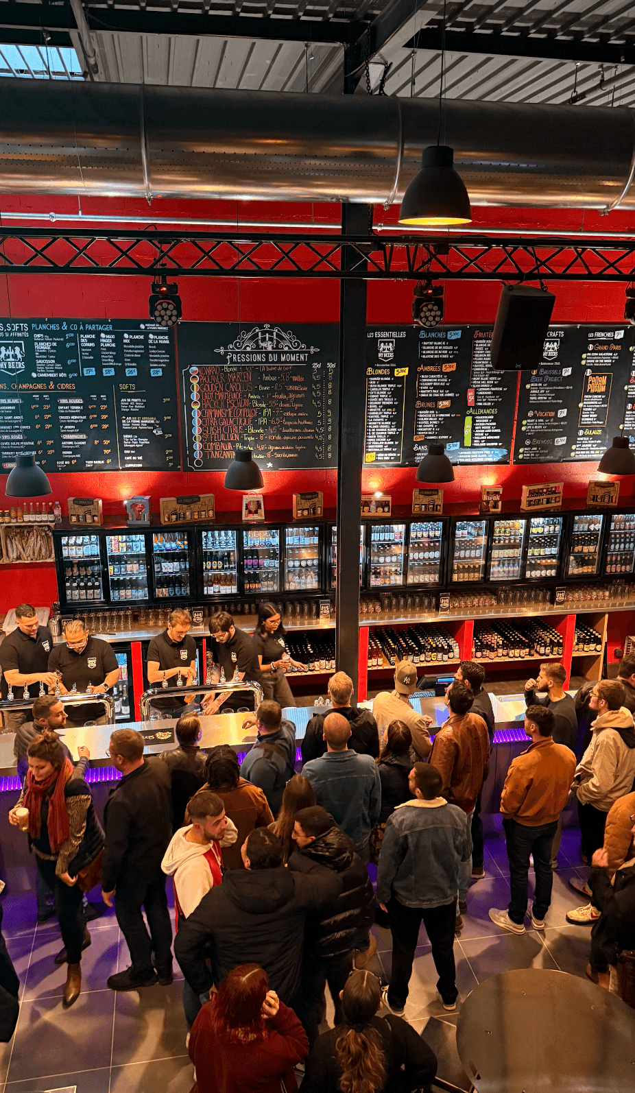Une foule présente pour l'ouverture de My Beers Beauvais
